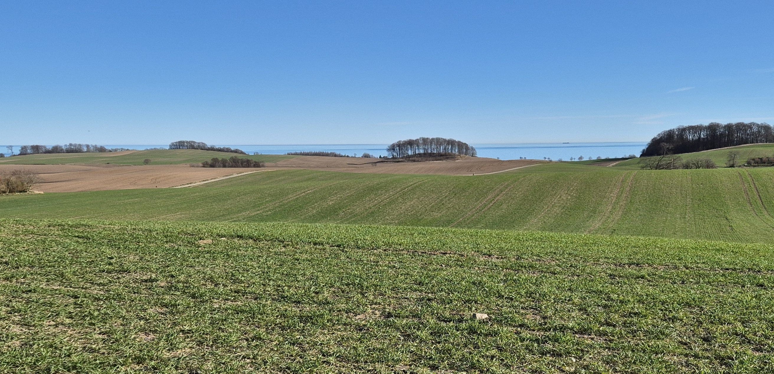 Drag, filter och stolar till traktorer och entreprenadmaskin från trygga varumärken!